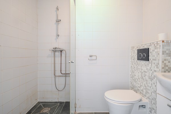 Medium property photo - Houtzagerssingel 120, 2512 XJ Den Haag